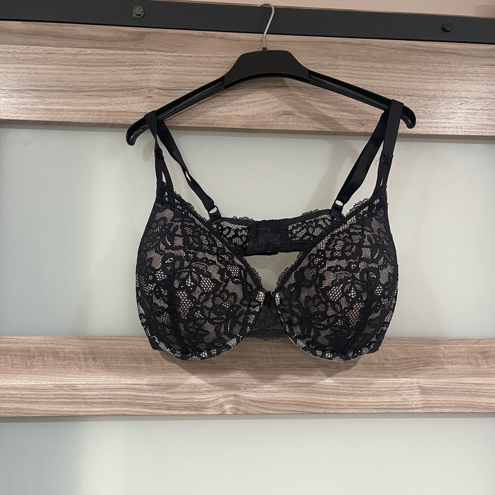Elegant Black Lace Bra